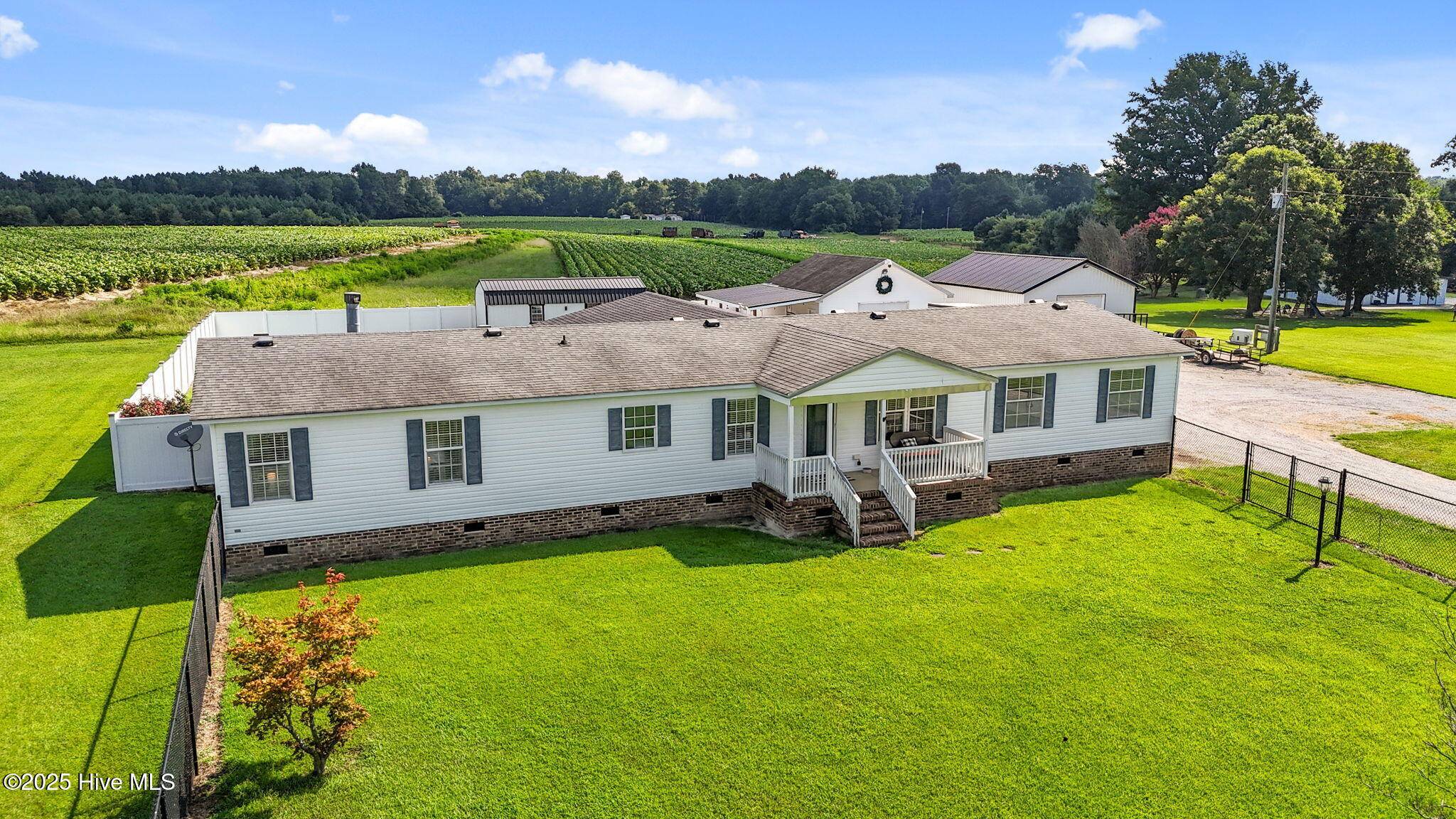 Pinetops, NC 27864,867 Kate RD