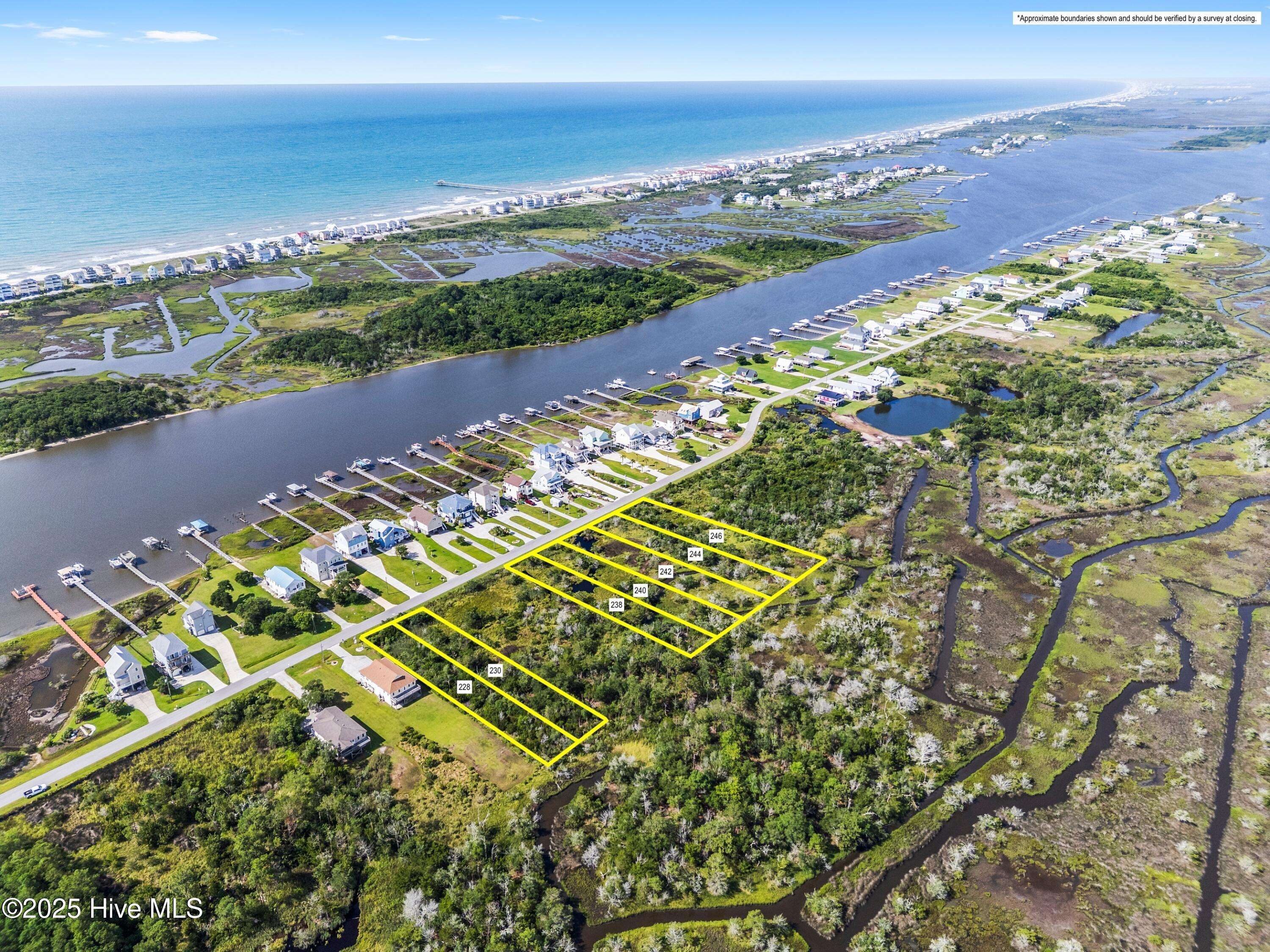 Sneads Ferry, NC 28460,238 Waterway DR