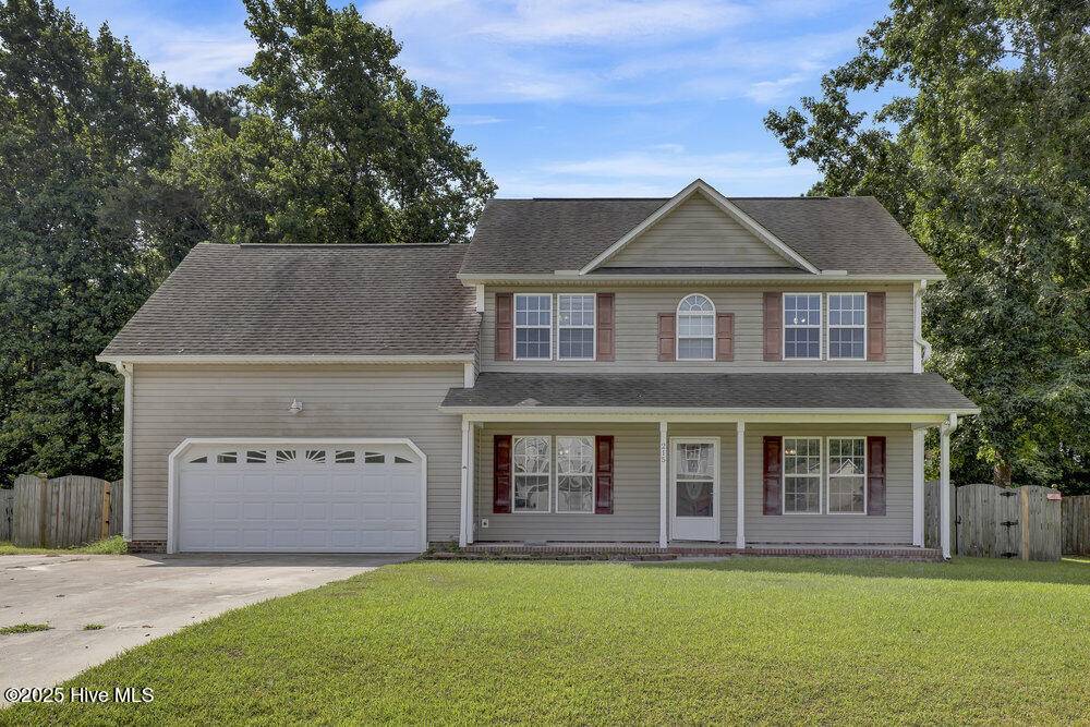 Hubert, NC 28539,215 Rudolph LN