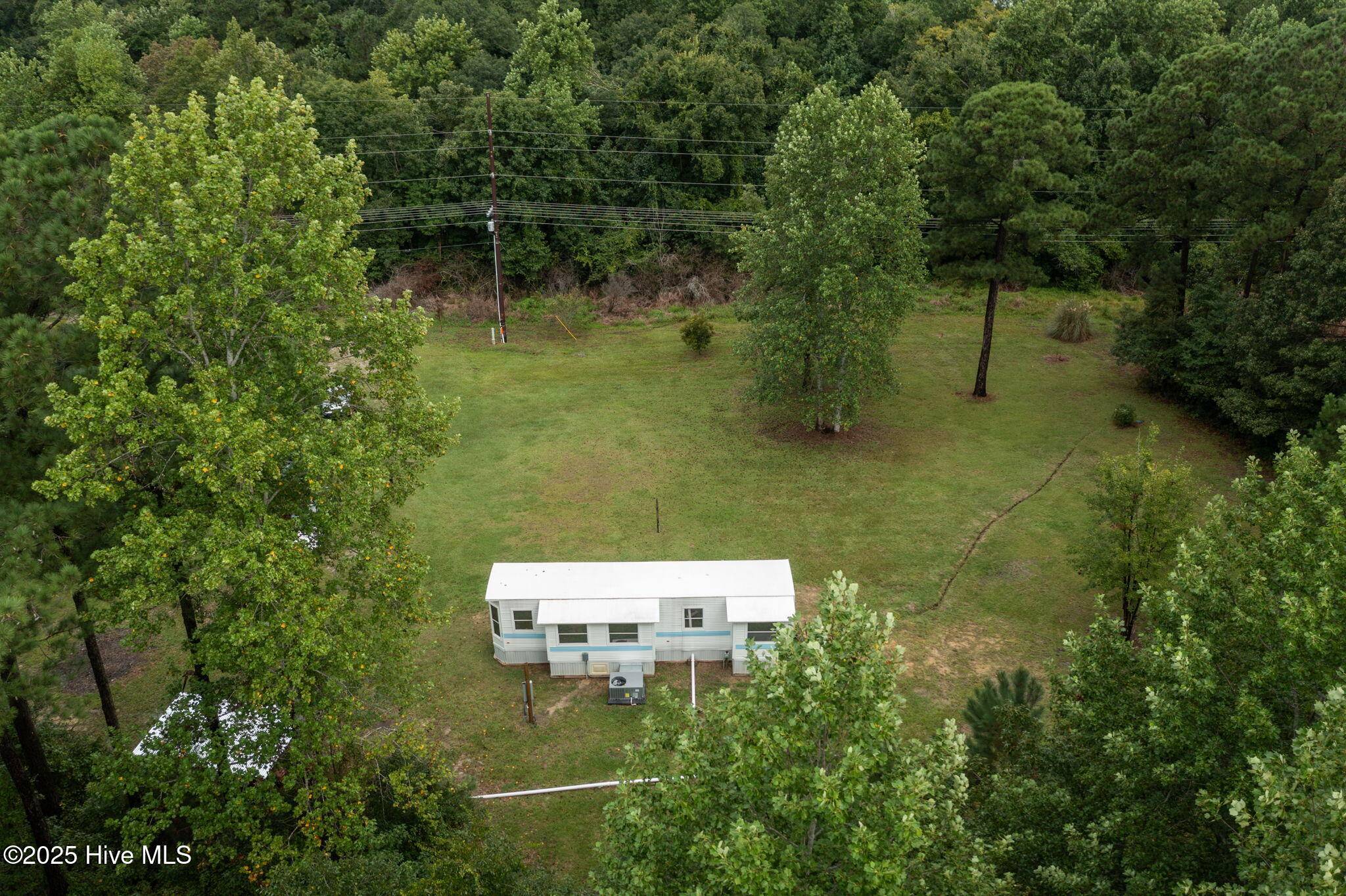 Hubert, NC 28539,160 Blue Heron RD