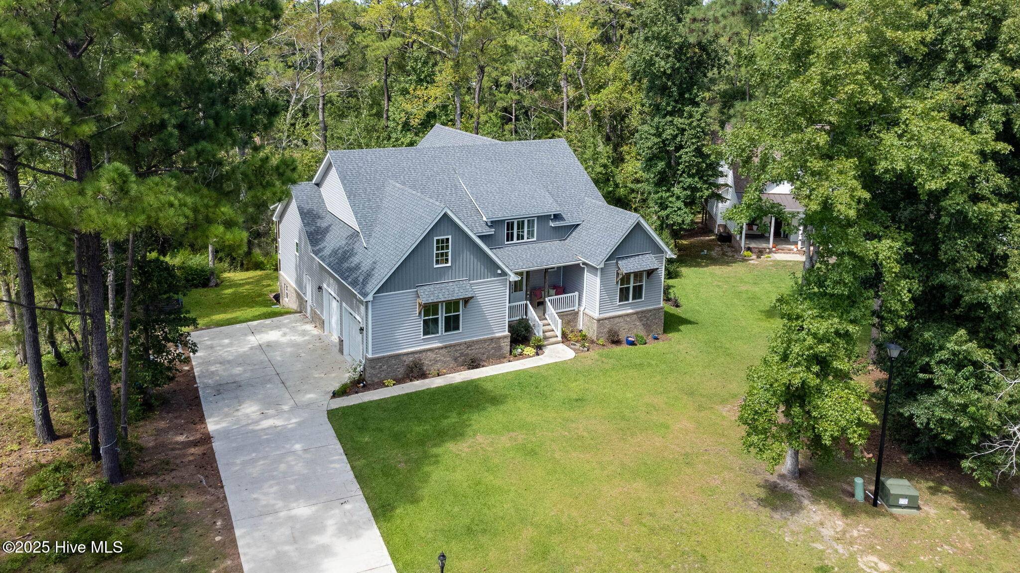 Sneads Ferry, NC 28460,119 Mariners CIR