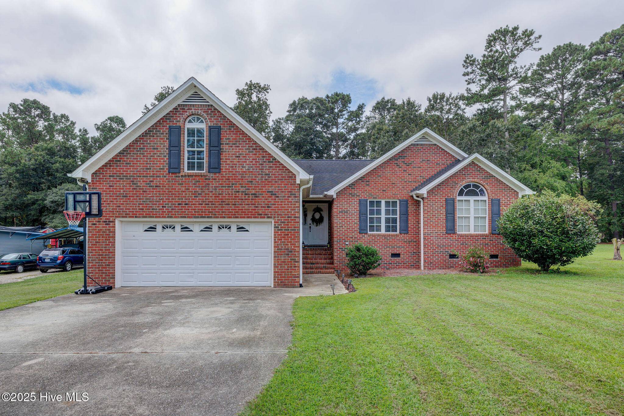 Riegelwood, NC 28456,609 Lake Side DR