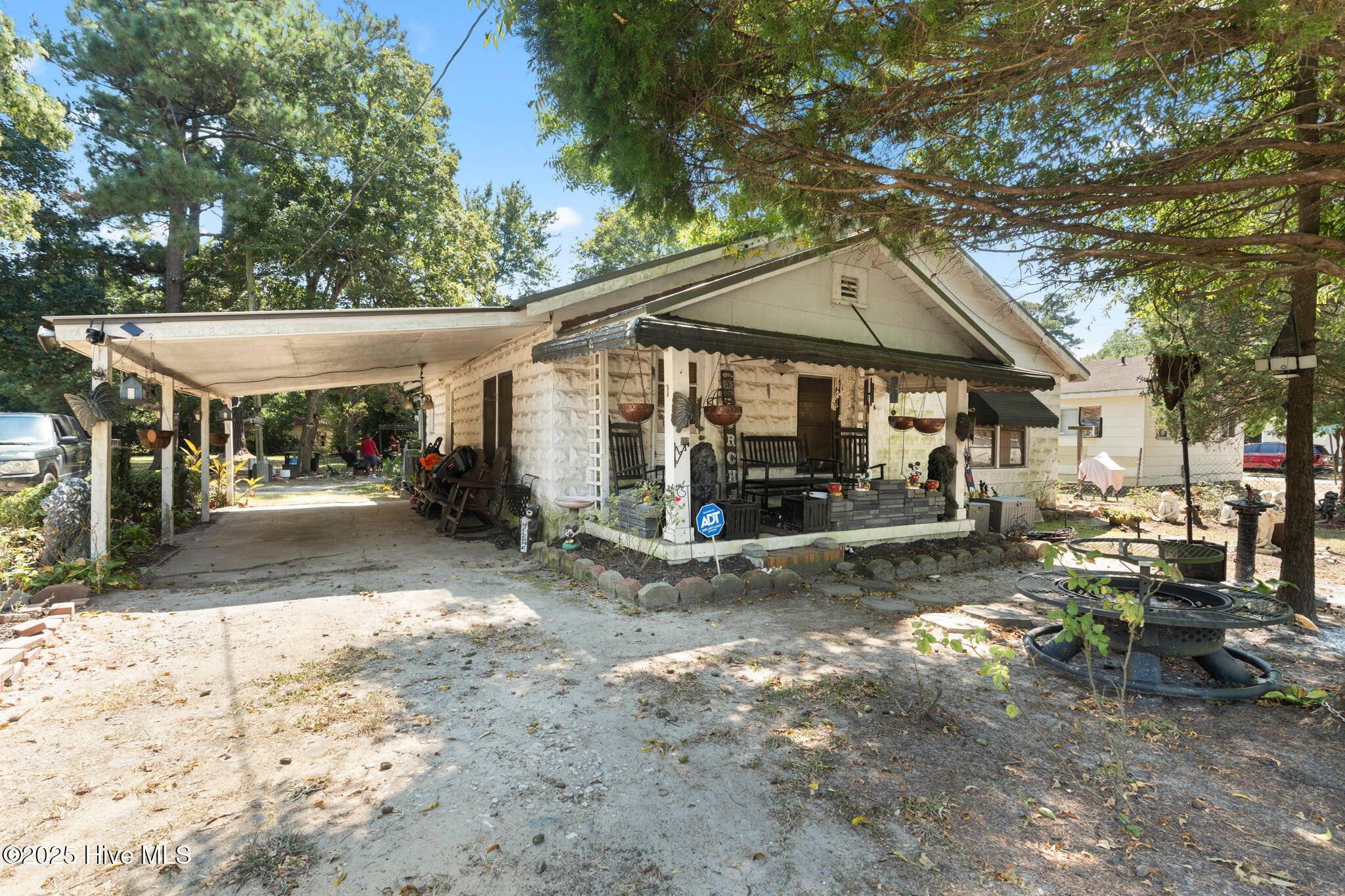 Laurinburg, NC 28352,201 Lee's Mill RD