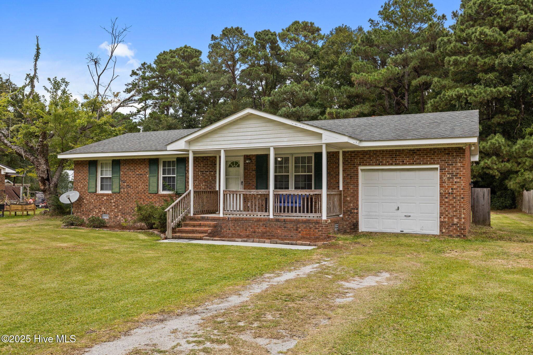 Beaufort, NC 28516,326 Russells Creek RD