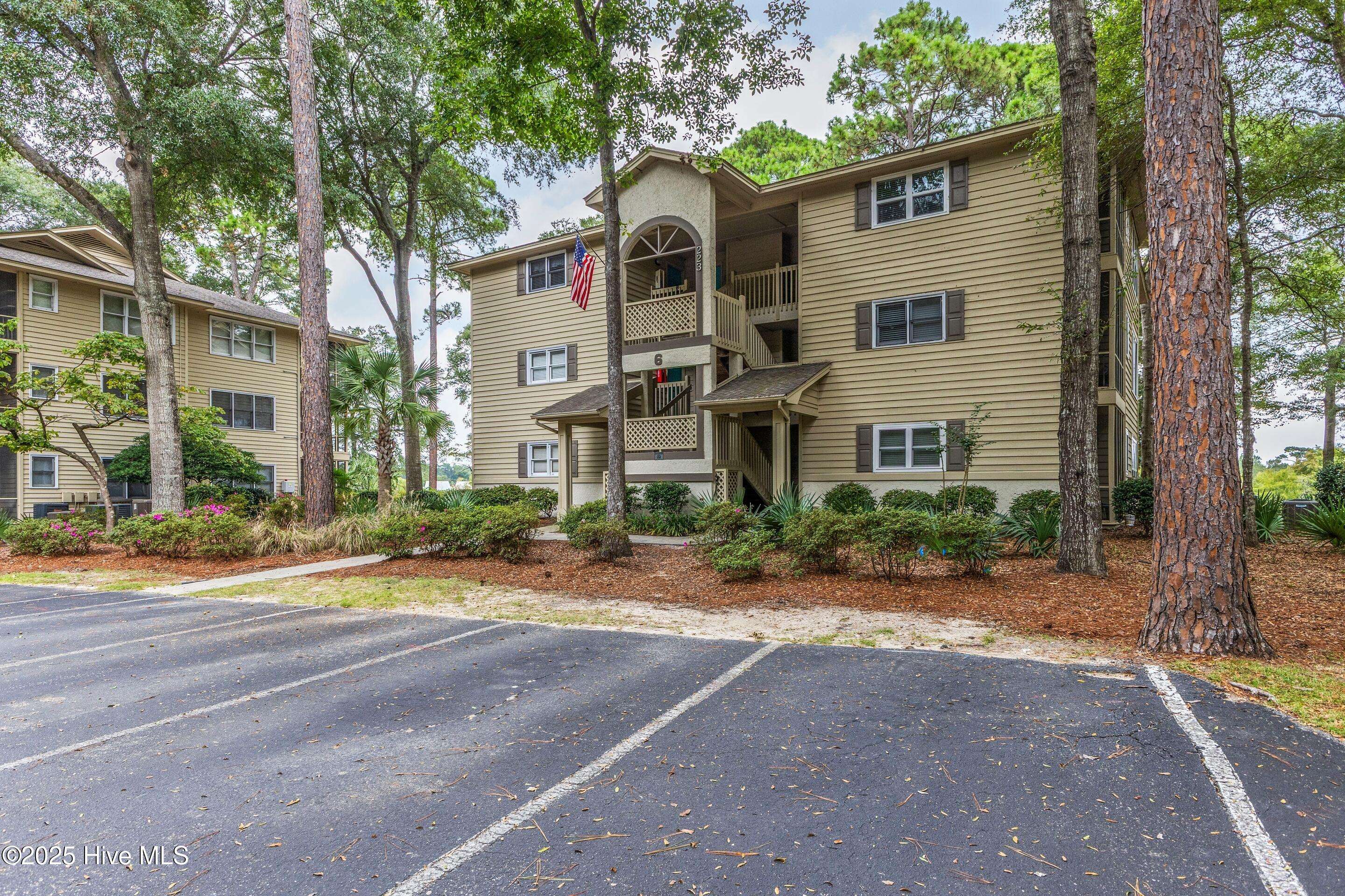 Sunset Beach, NC 28468,223 Clubhouse RD ## 6
