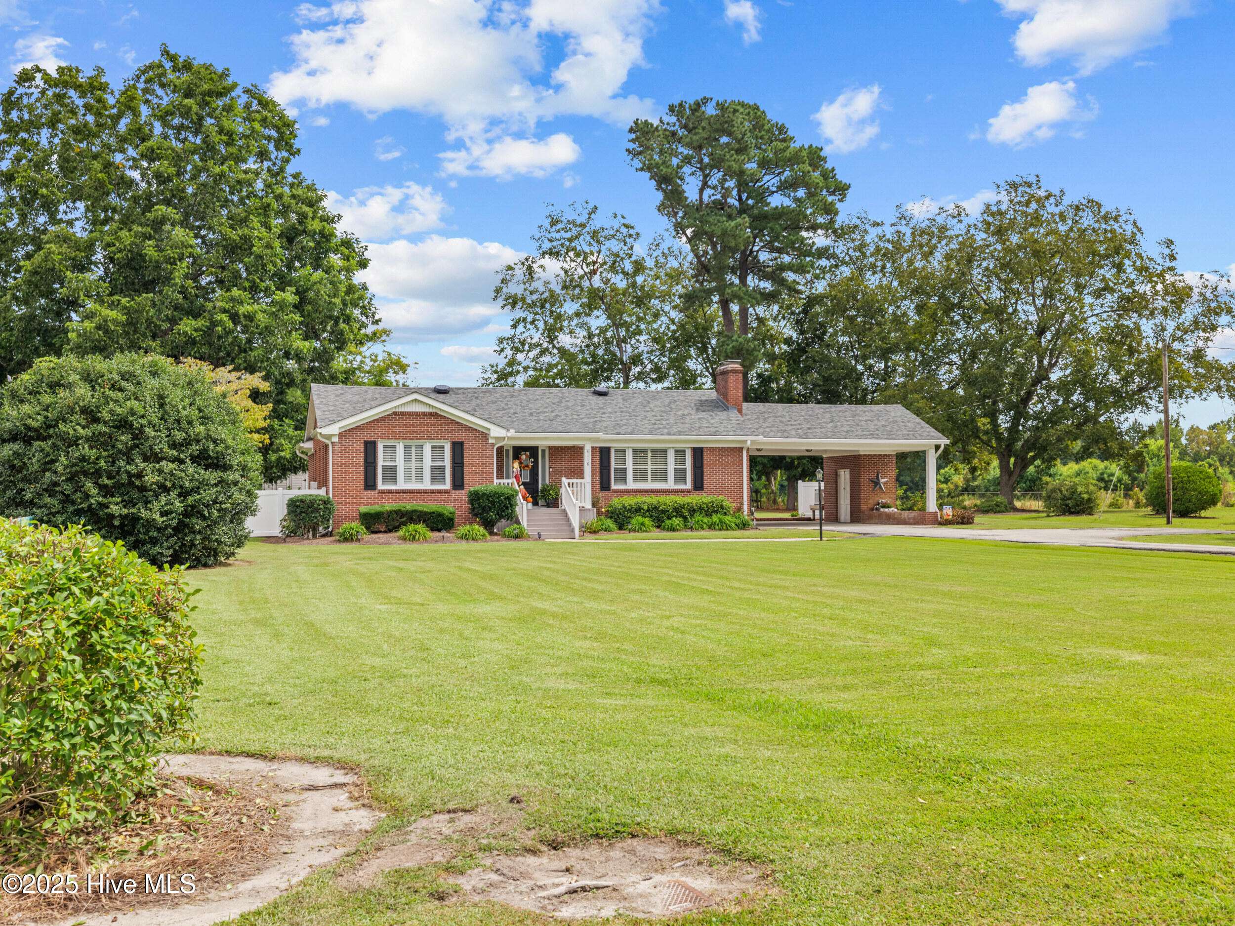 New Bern, NC 28560,4118 Old Cherry Point RD