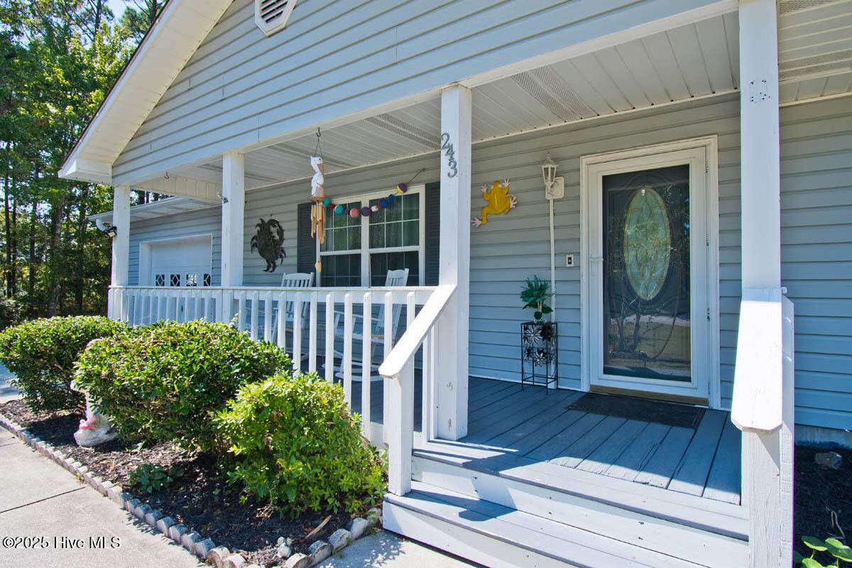 Bogue, NC 28570,243 Barrington RDG