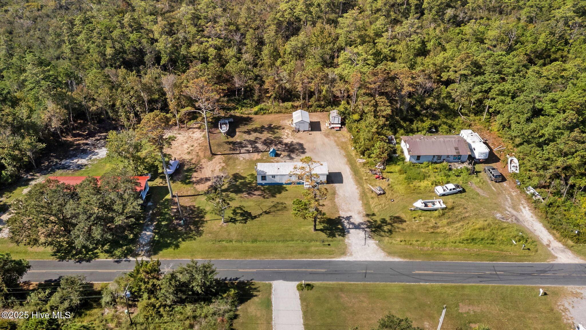 Cedar Island, NC 28520,424 Lola RD