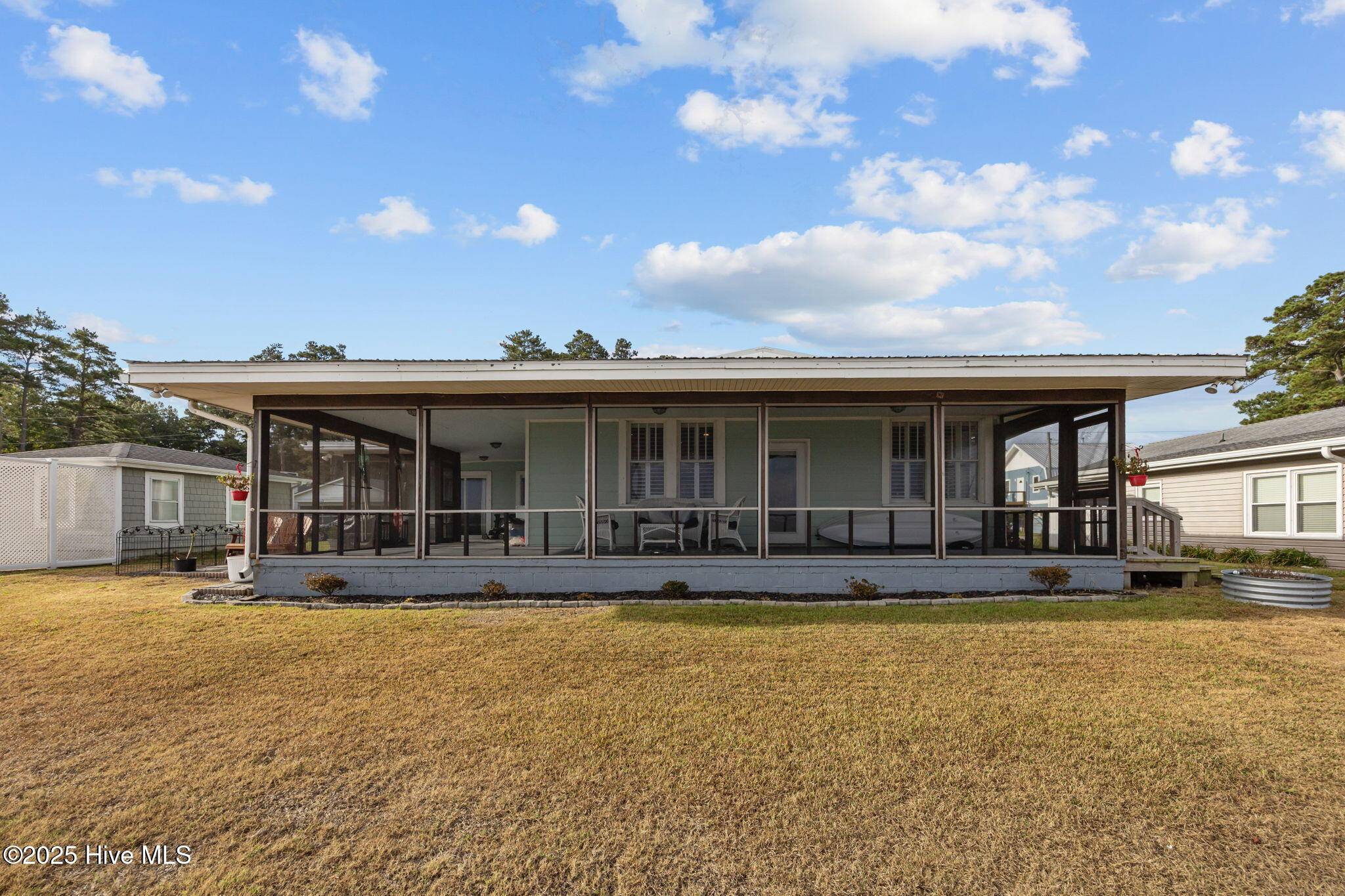 Belhaven, NC 27810,463 Pungo Shores DR