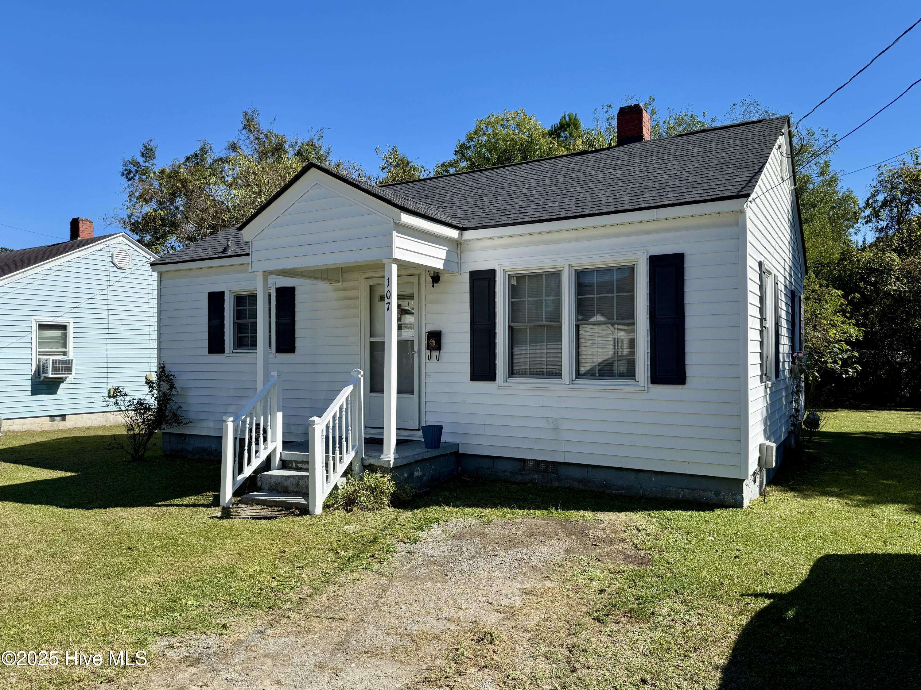 Williamston, NC 27892,107 Leggett'S LN