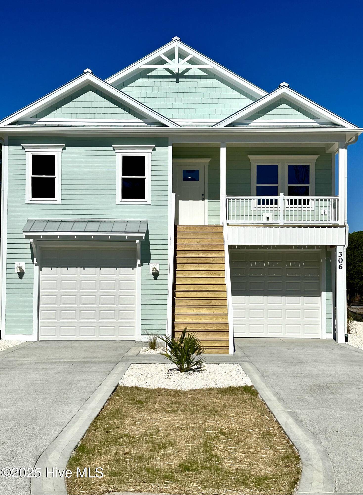 Oak Island, NC 28465,306 E Yacht DR