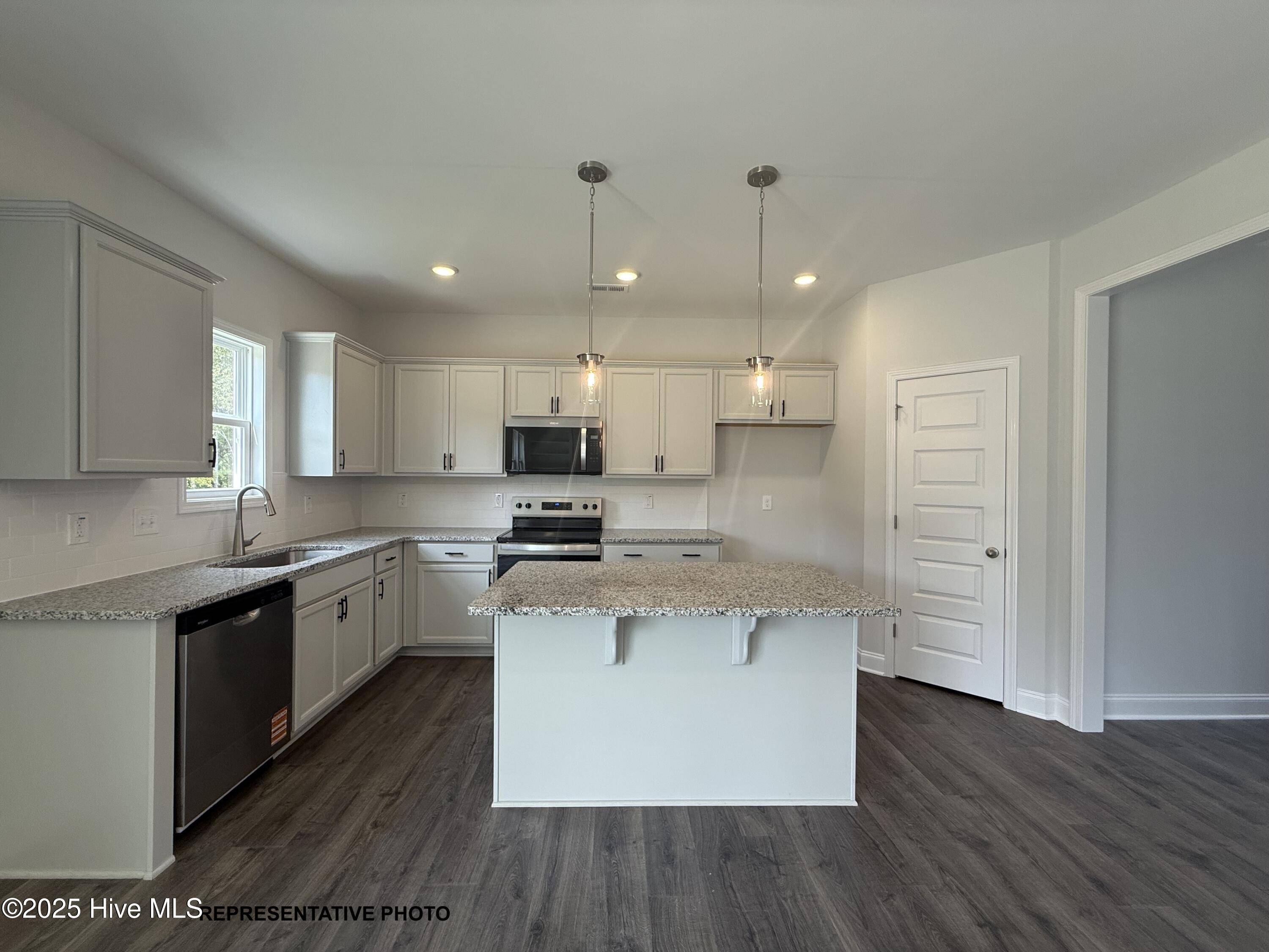 Clayton, NC 27520,10 Raven Rock PL