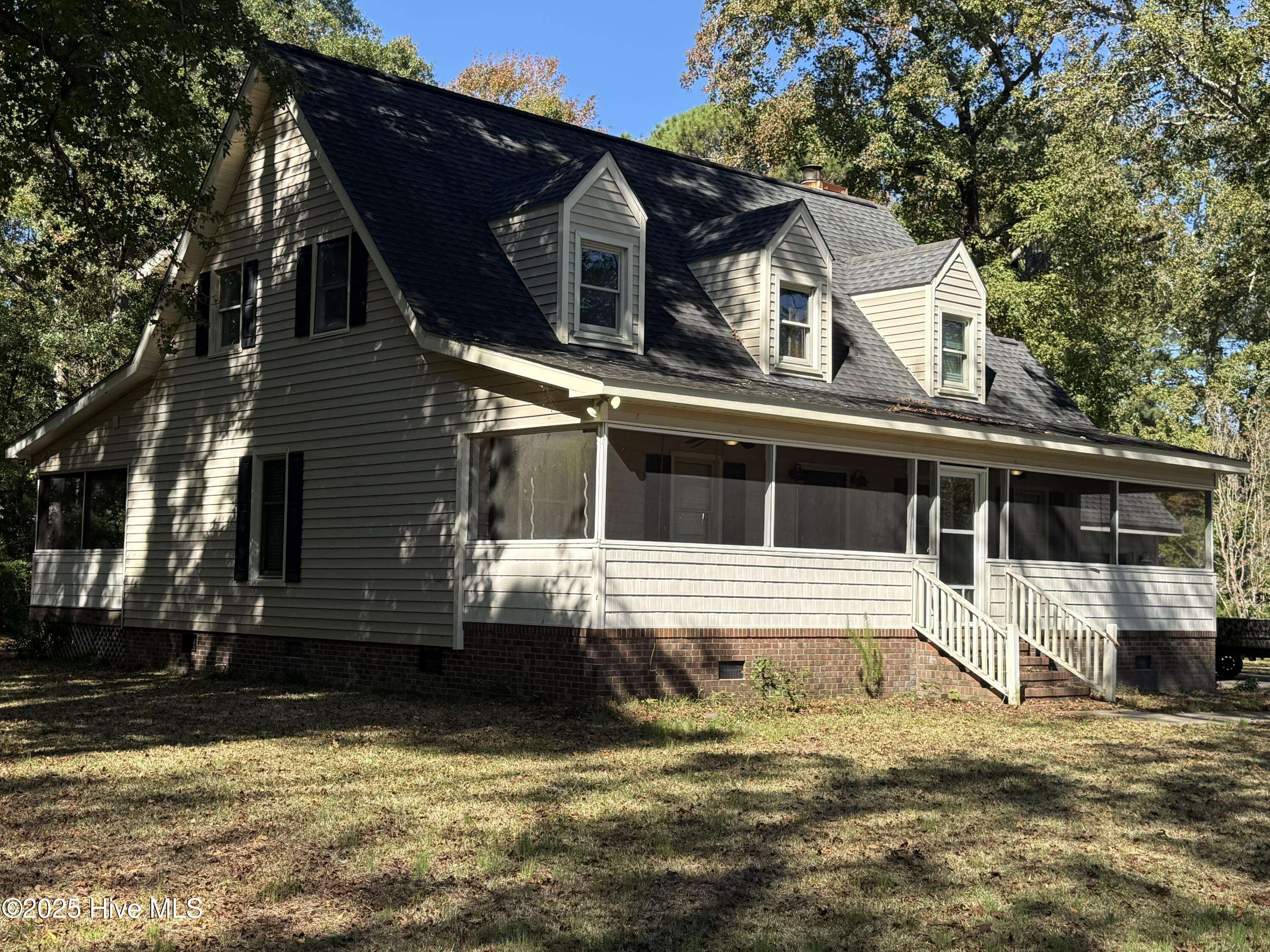 Beaufort, NC 28516,153 Kelly DR