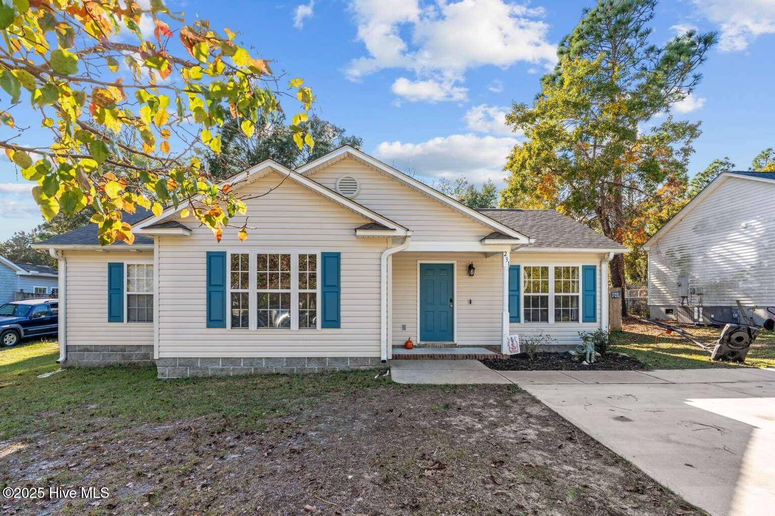 Southport, NC 28461,231 Cherry RD