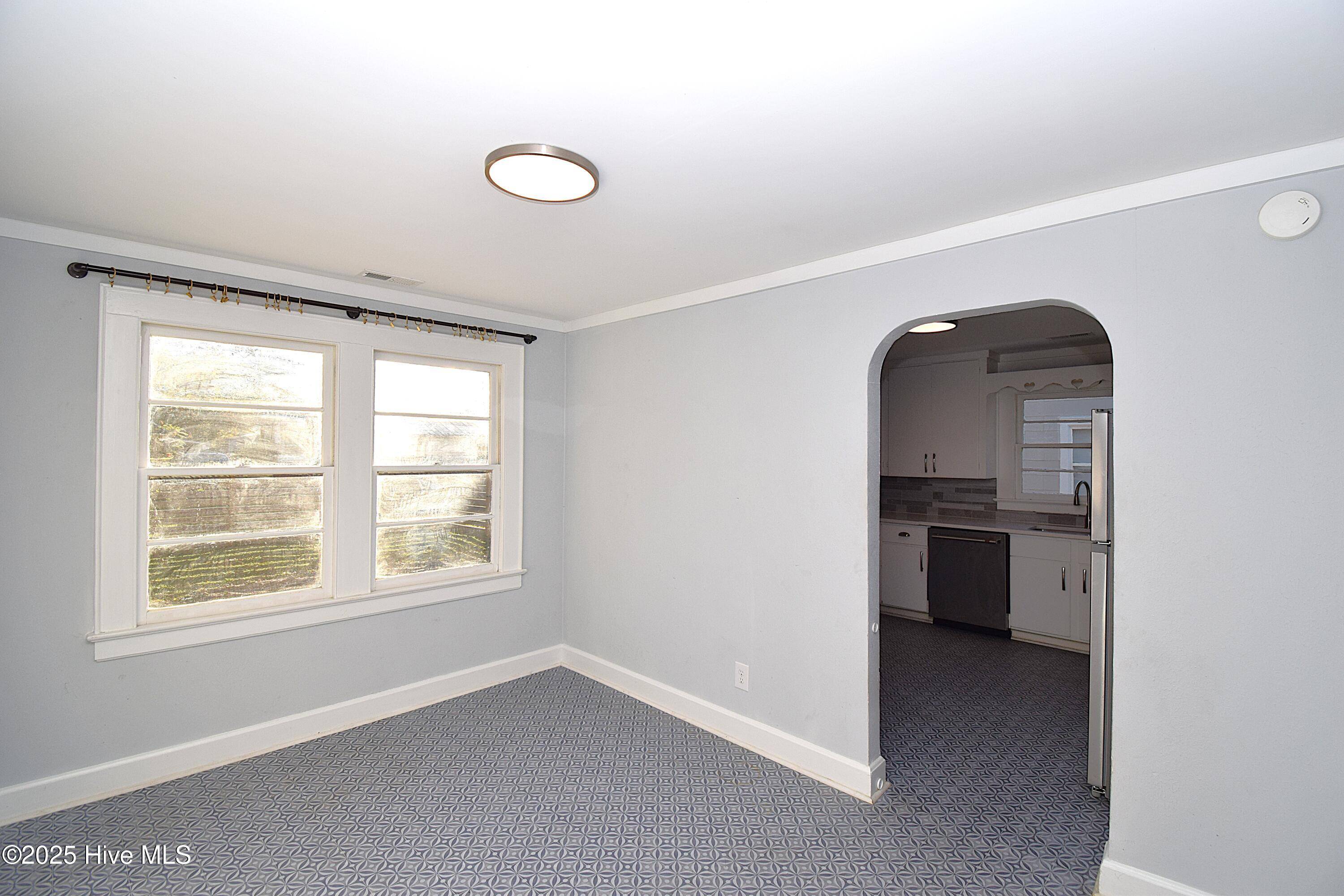 Washington, NC 27889,409 E 10th ST