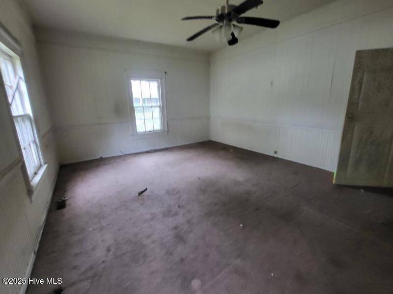 Whitakers, NC 27891,307 E Main ST