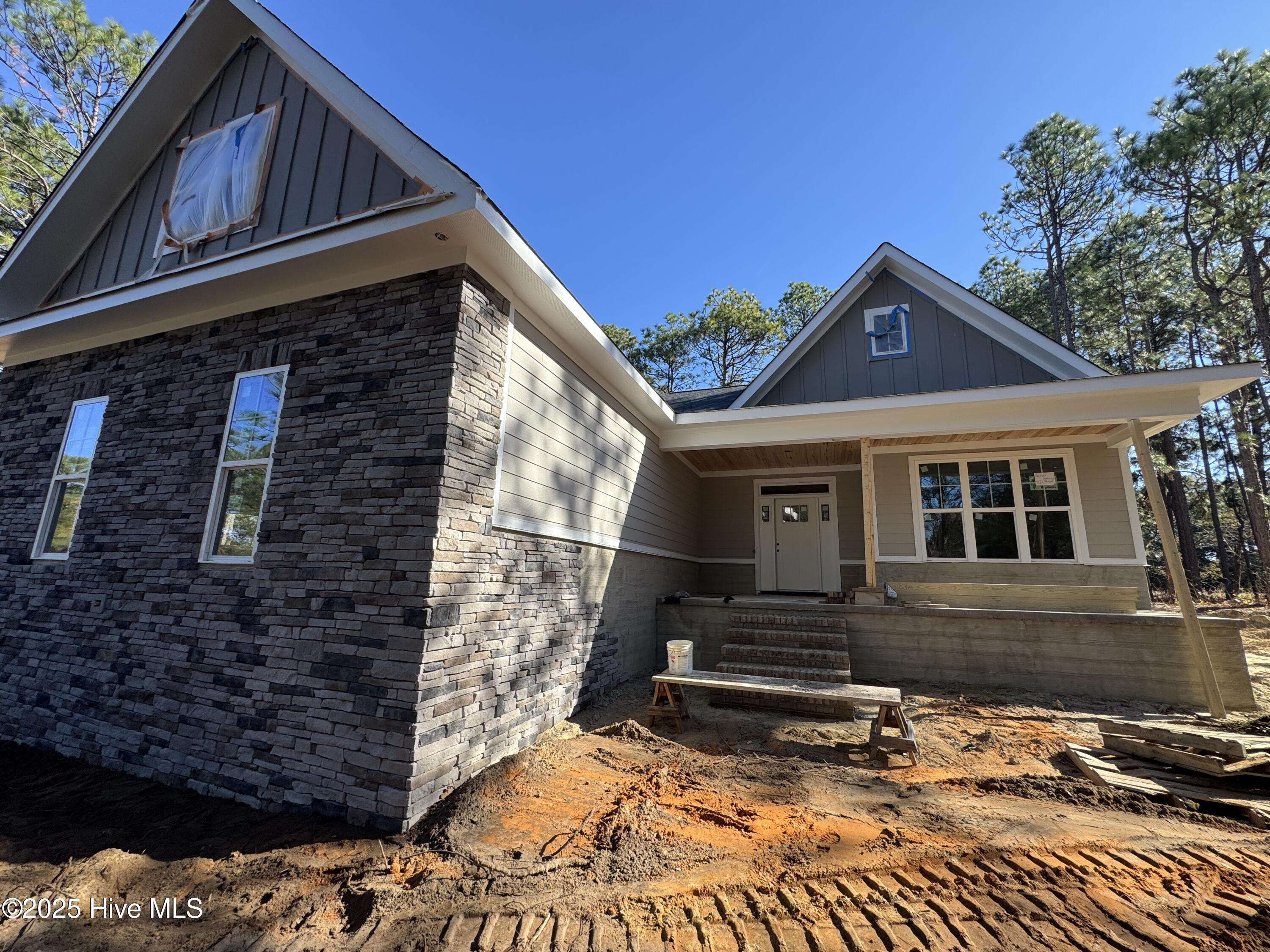 West End, NC 27376,494 Longleaf DR