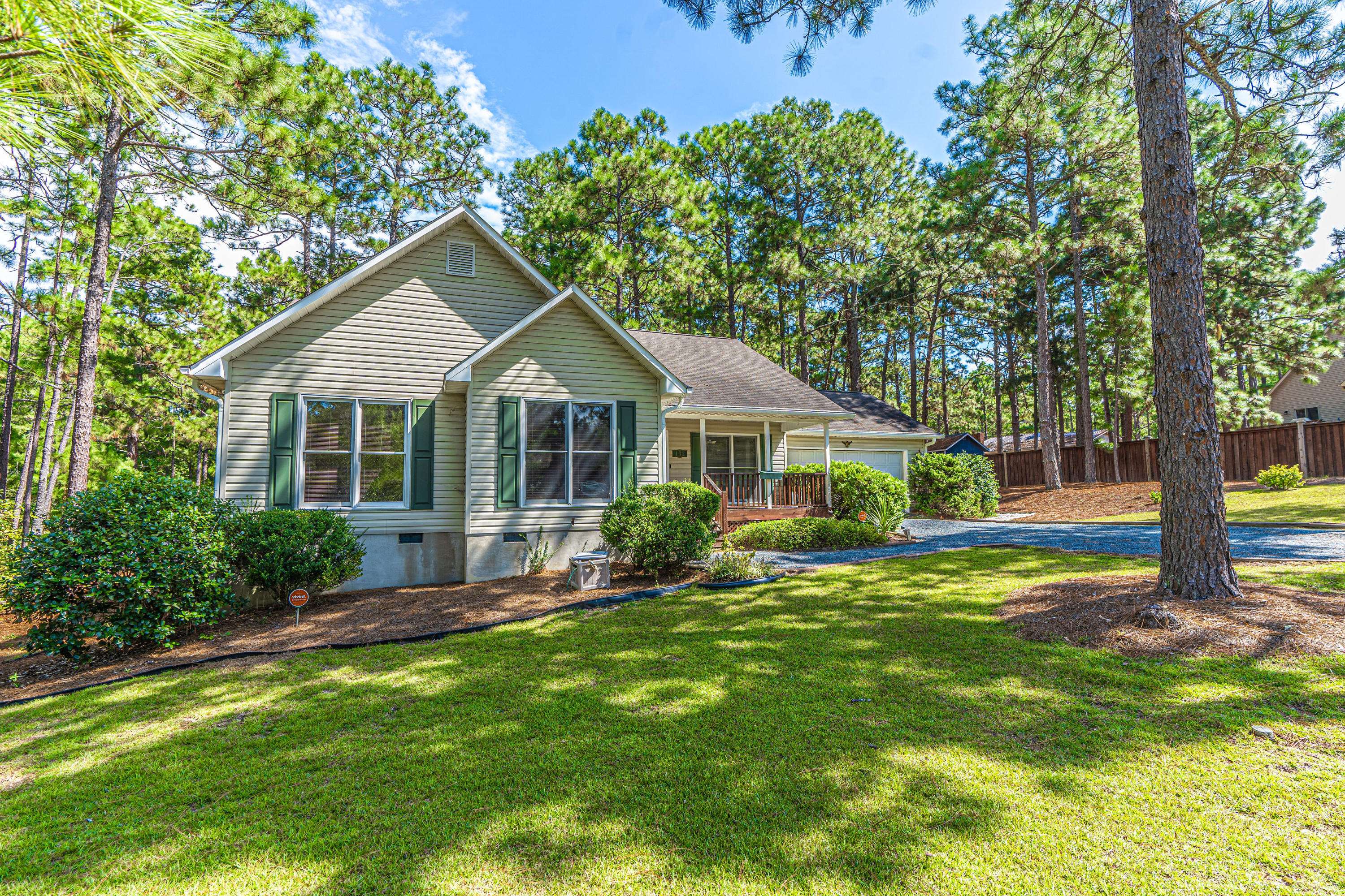 Southern Pines, NC 28387,132 Lakeview DR