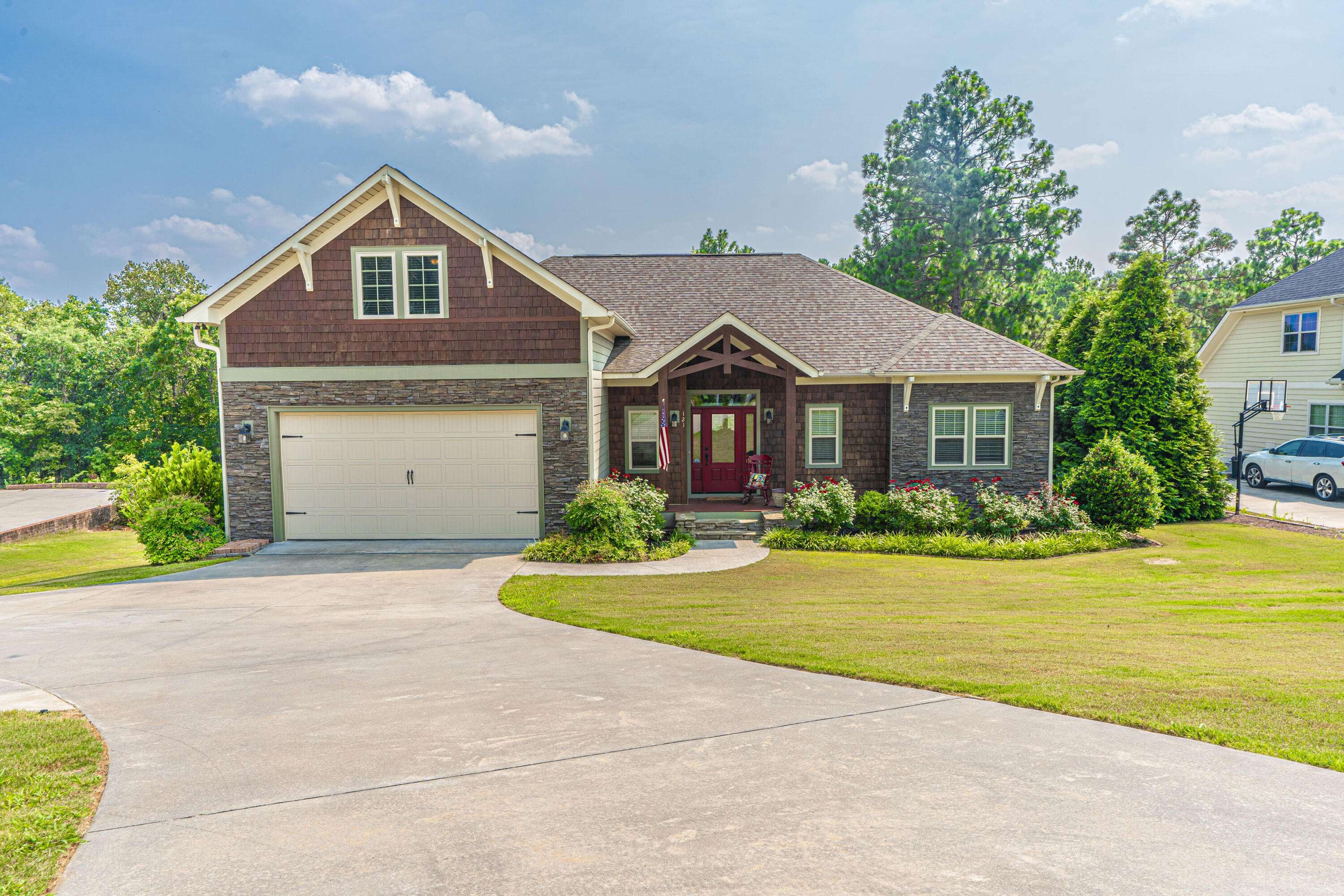 Whispering Pines, NC 28327,121 Hammerstone CIR