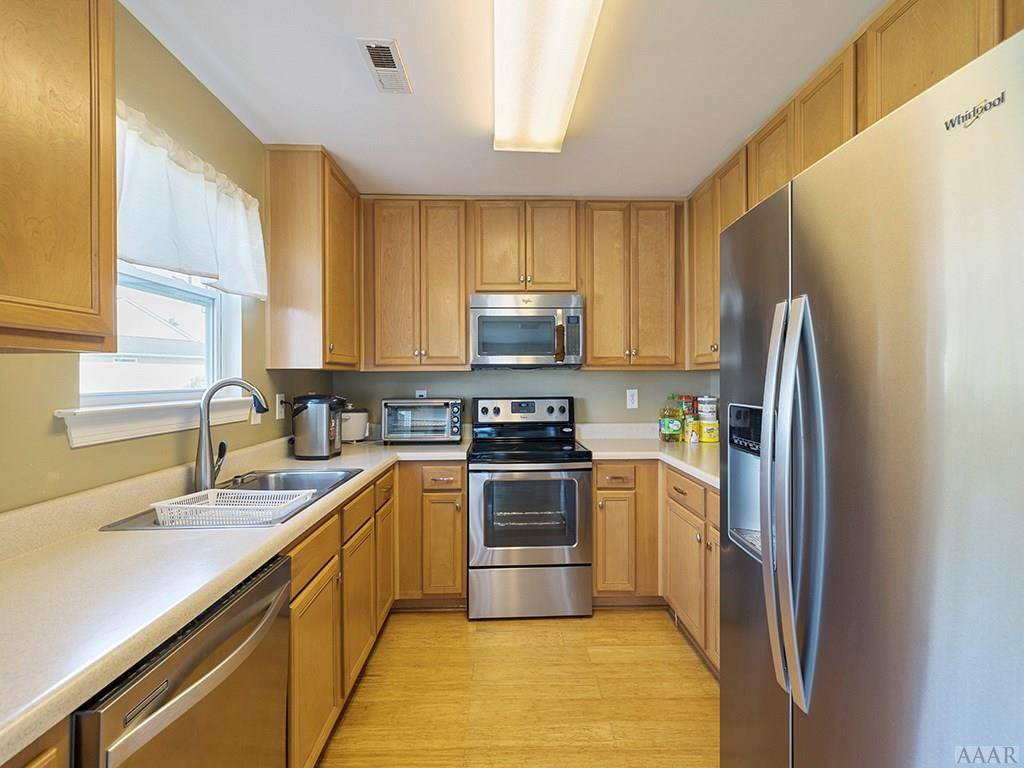 Elizabeth City, NC 27909,114 Windermere DR