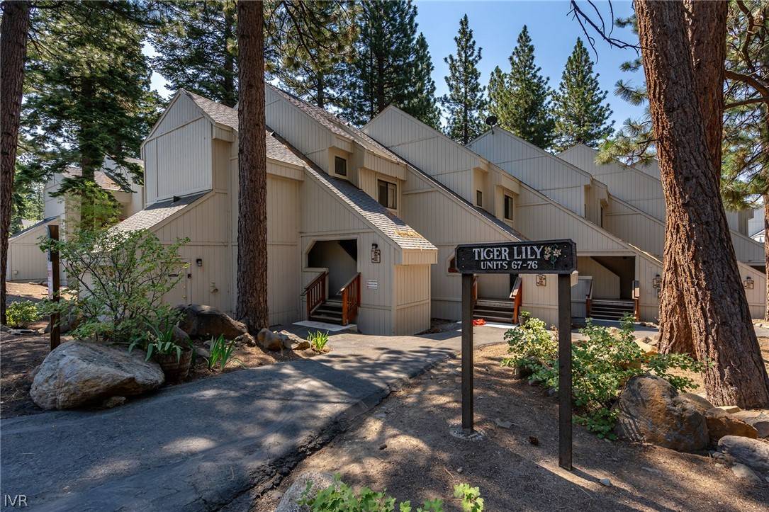 Incline Village, NV 89451,807 Alder AVE #76