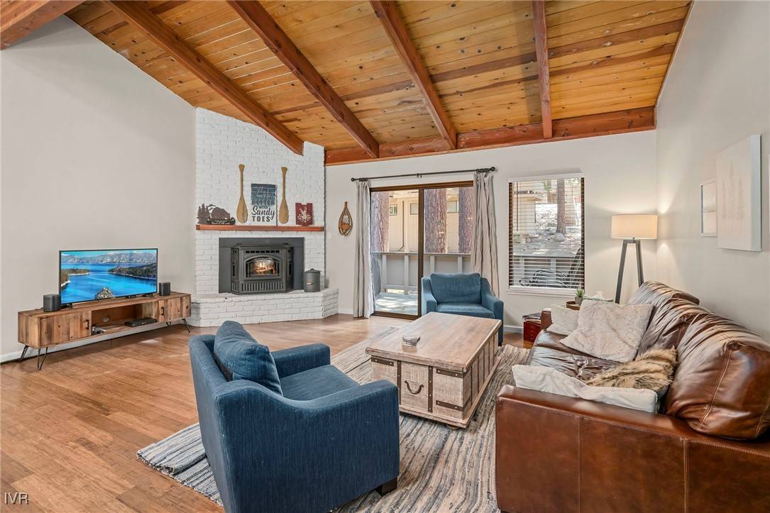 Incline Village, NV 89451,321 Ski WAY #67
