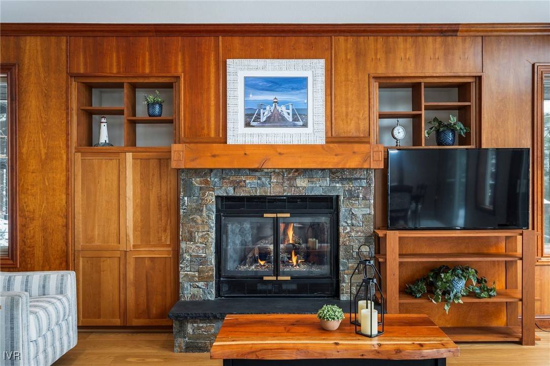 Incline Village, NV 89451,101 Red Cedar DR #20