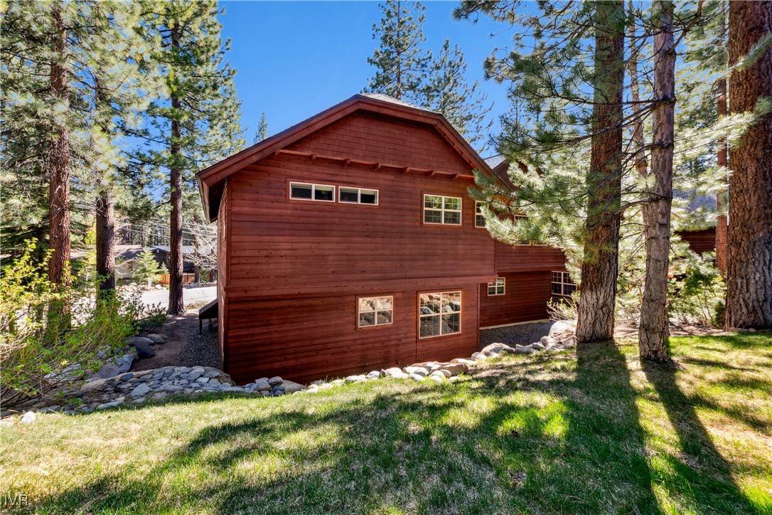 Incline Village, NV 89451,898 Peepsight CIR