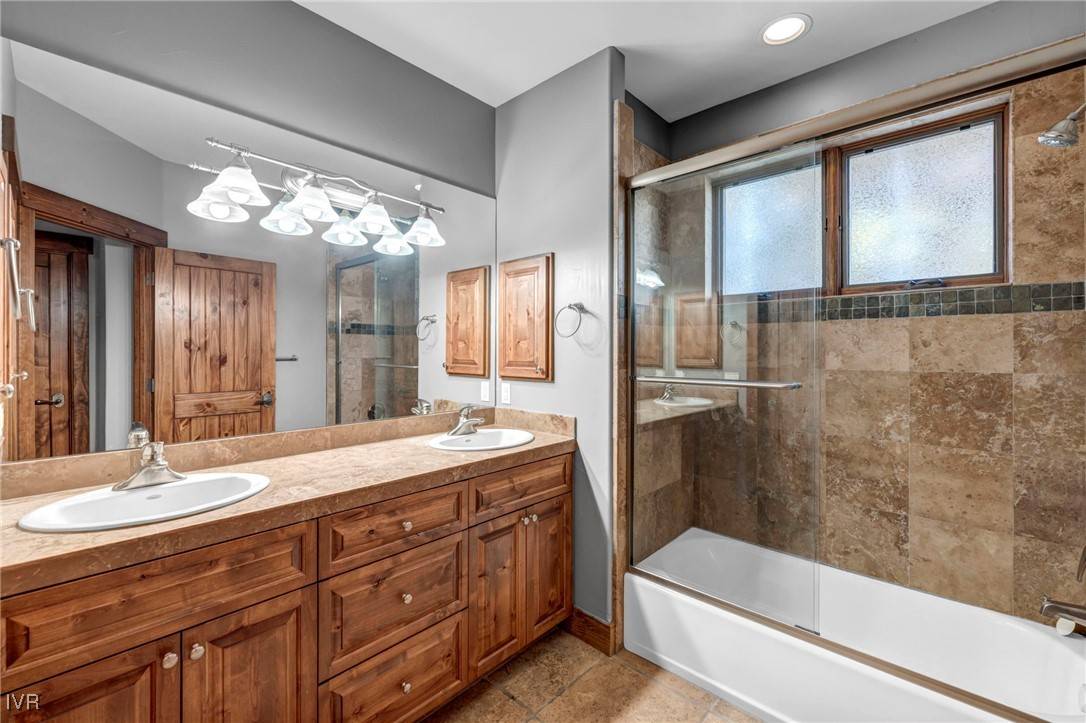 Incline Village, NV 89541,868 Rosewood