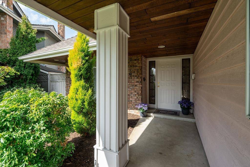 Richmond, BC V7C 2W9,5571 LINSCOTT CT