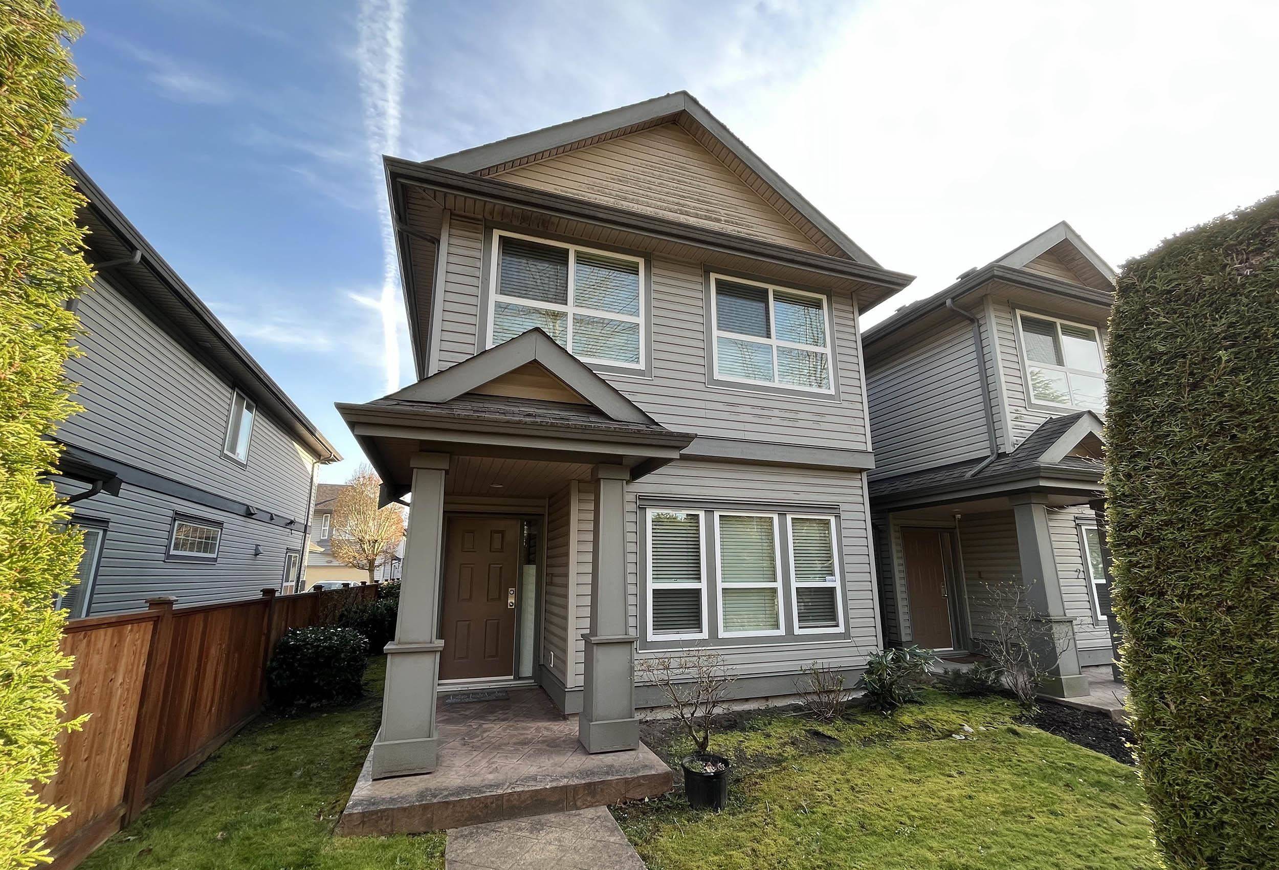 Richmond, BC V7C 5V8,6733 LIVINGSTONE PL #1