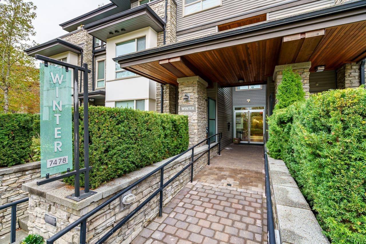 Burnaby, BC V3N 0B5,7478 BYRNEPARK WALK #206