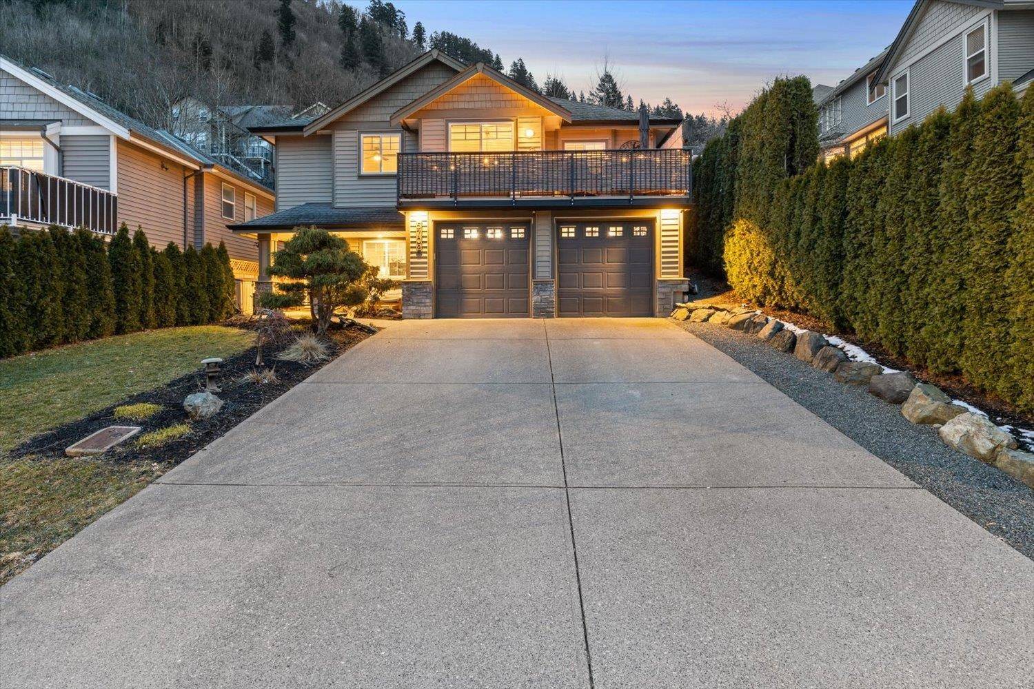 Chilliwack, BC V2R 0E7,5702 KESTREL DR