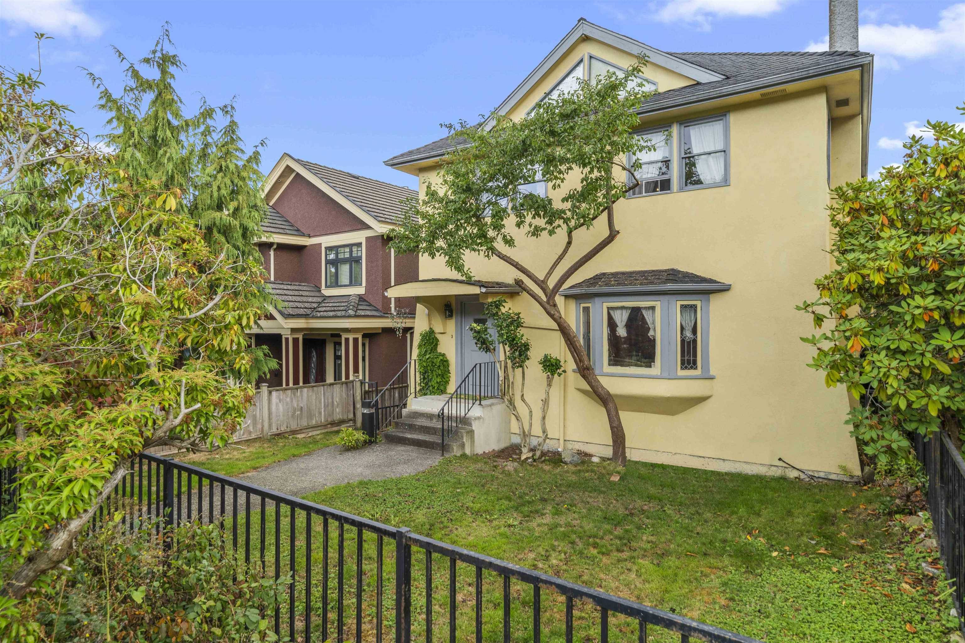 Vancouver, BC V6L 3A6,4744 BLENHEIM ST