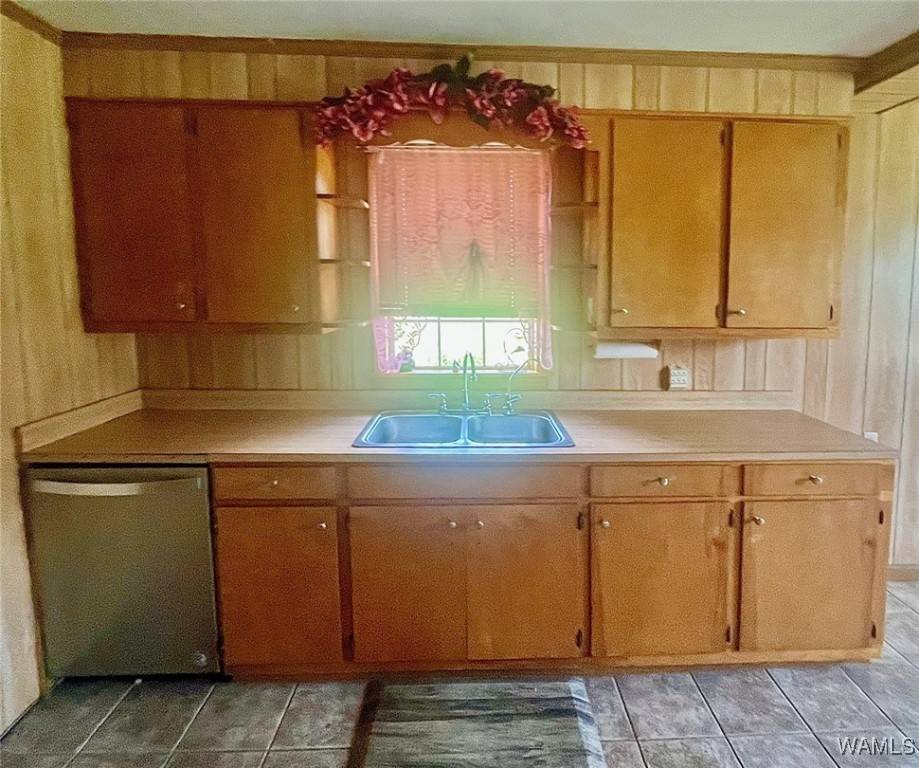Vernon, AL 35592,17571 Co Rd 49