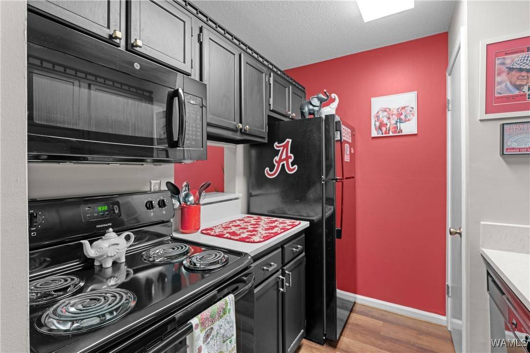 Tuscaloosa, AL 35401,1747 Jack Warner Pkwy #105A