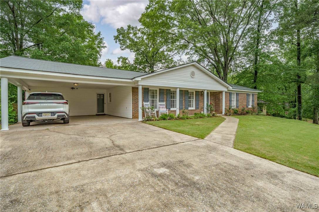 Tuscaloosa, AL 35404,4528 26th ST E
