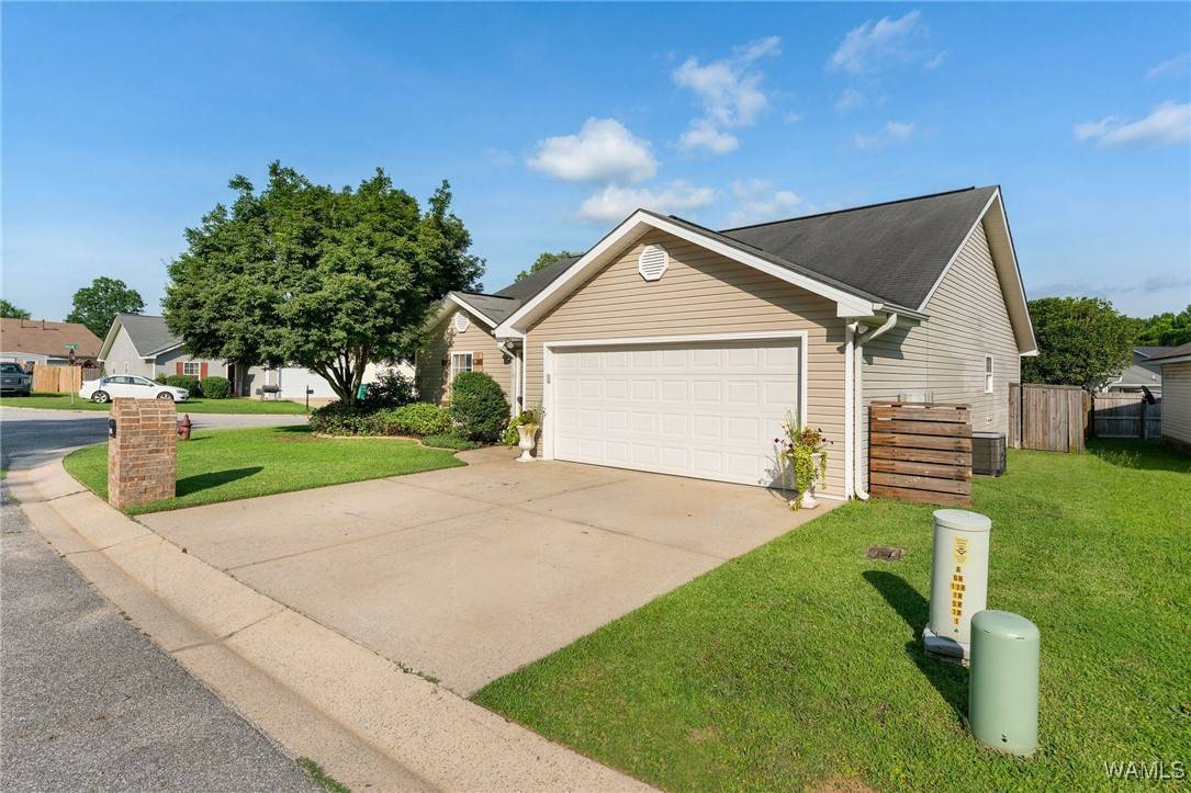 Moundville, AL 35474,233 Holly Berry Lane