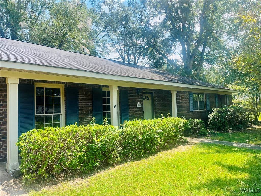 Livingston, AL 35470,105 Parkway DR