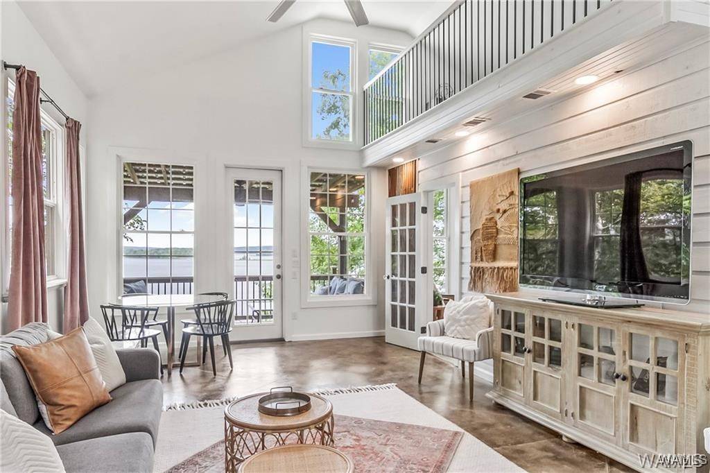 Northport, AL 35475,11637 Tierce Patton Rd