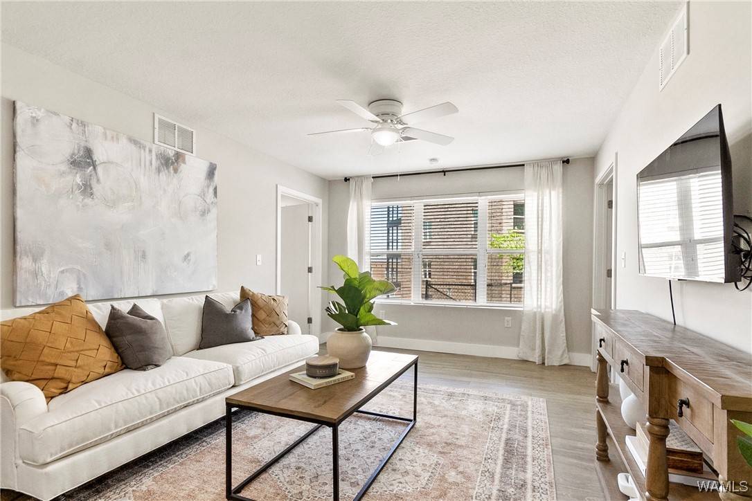 Tuscaloosa, AL 35404,680 6th AVE NE #4103