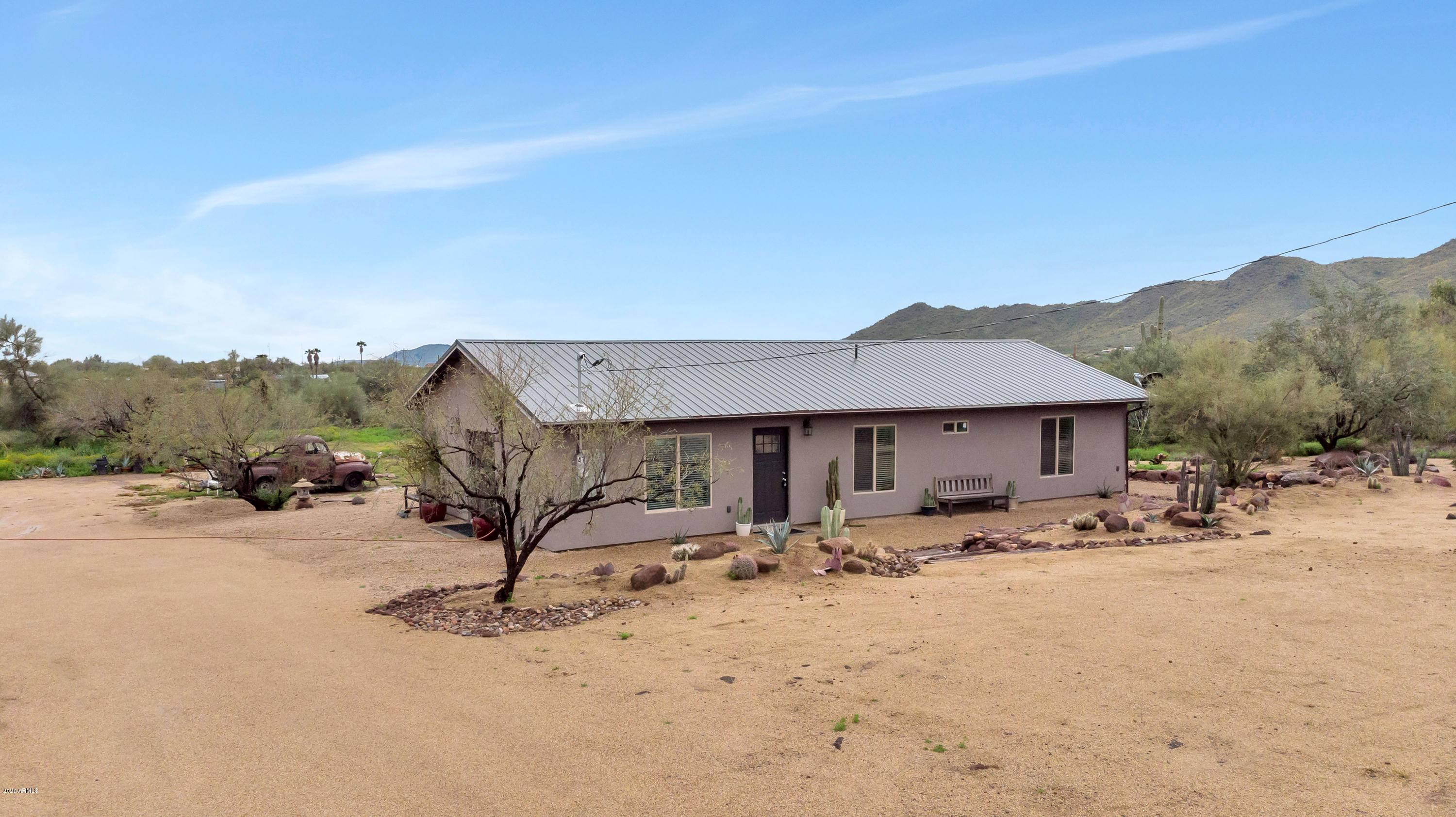 New River, AZ 85087,47 W CIRCLE MOUNTAIN Road