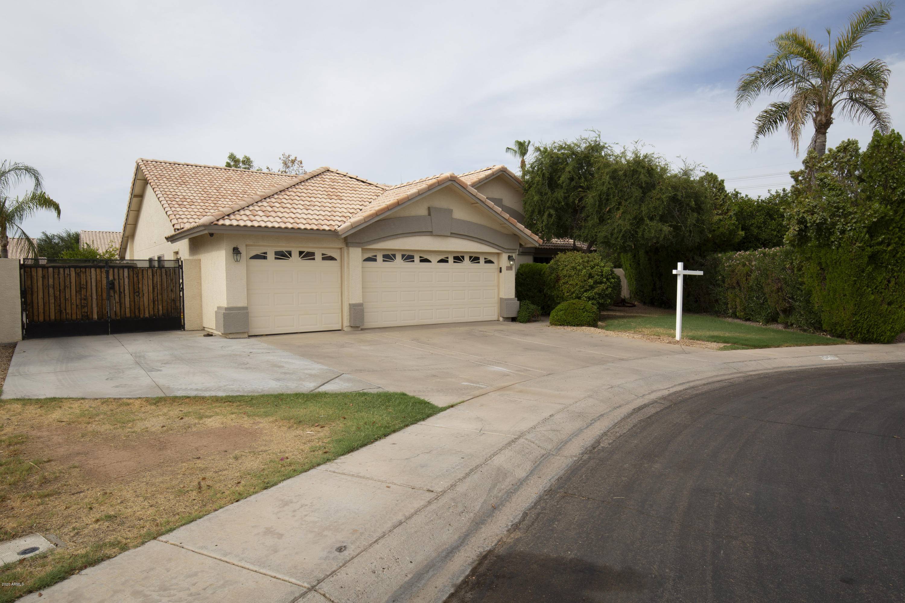 Gilbert, AZ 85234,1546 E BRUCE Avenue