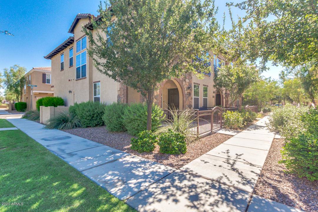 Gilbert, AZ 85297,4764 E RED OAK Lane #101