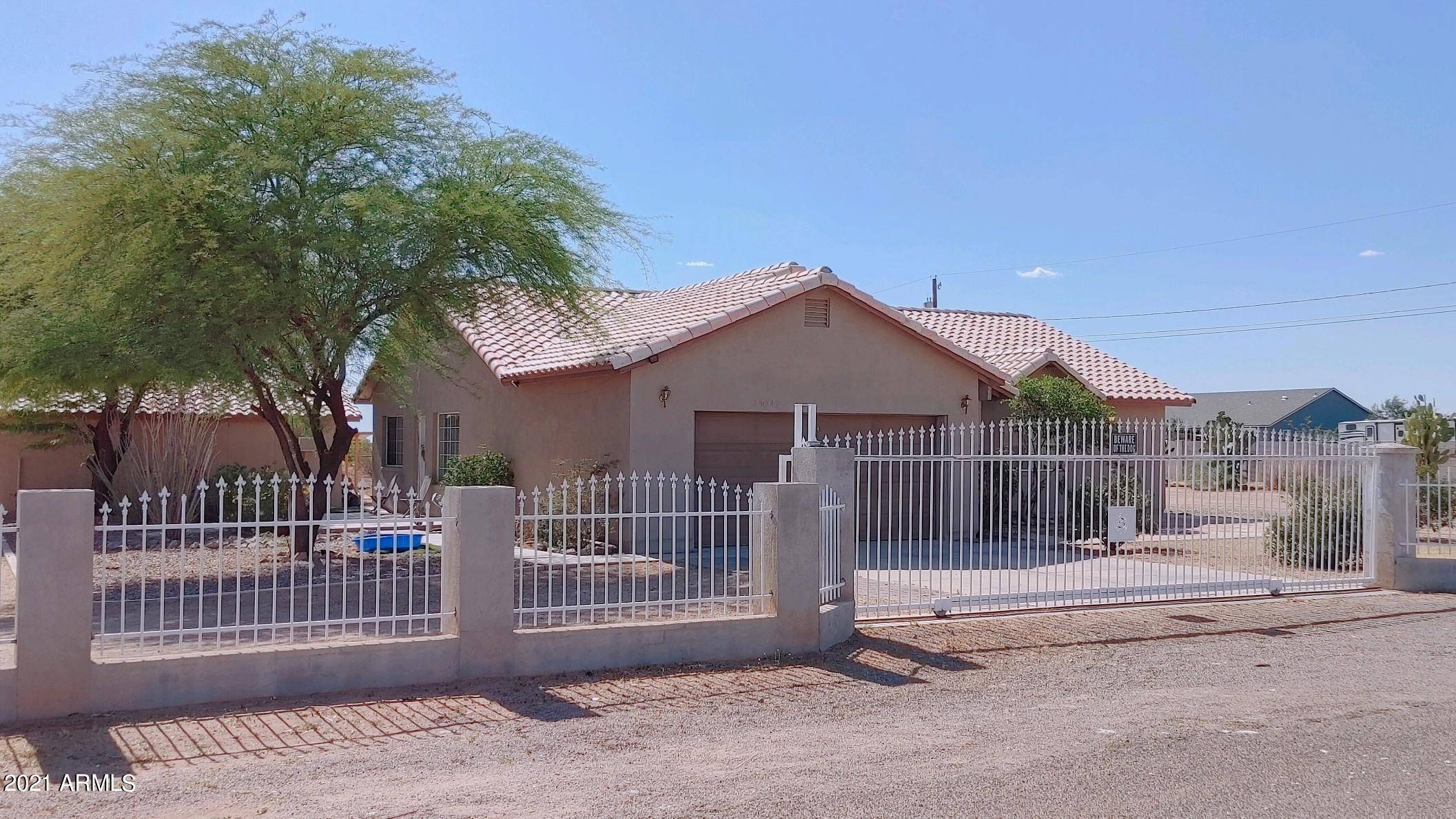 San Tan Valley, AZ 85140,35042 N CARRIAGE Lane