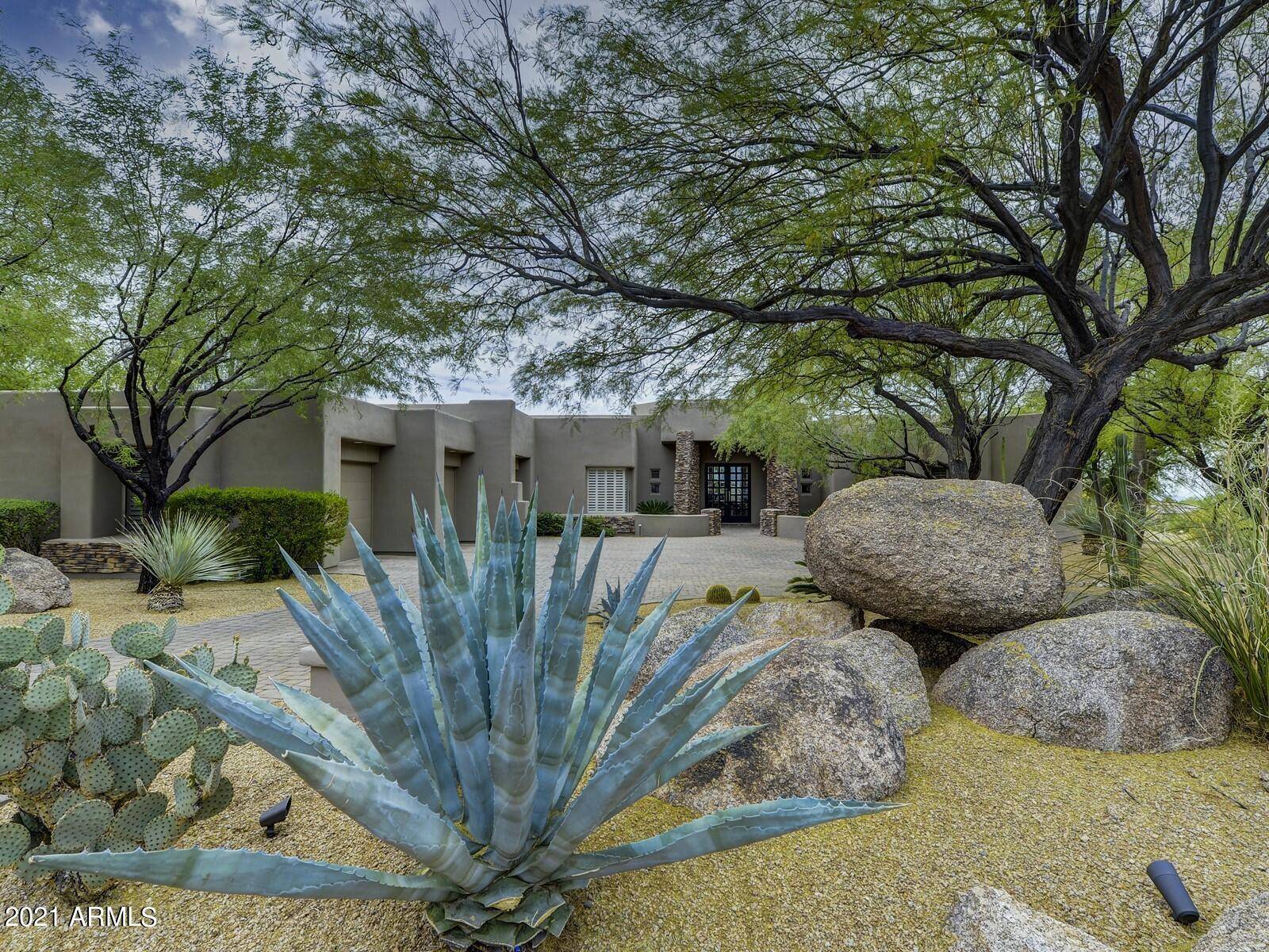 Scottsdale, AZ 85262,9857 E BALANCING ROCK Road