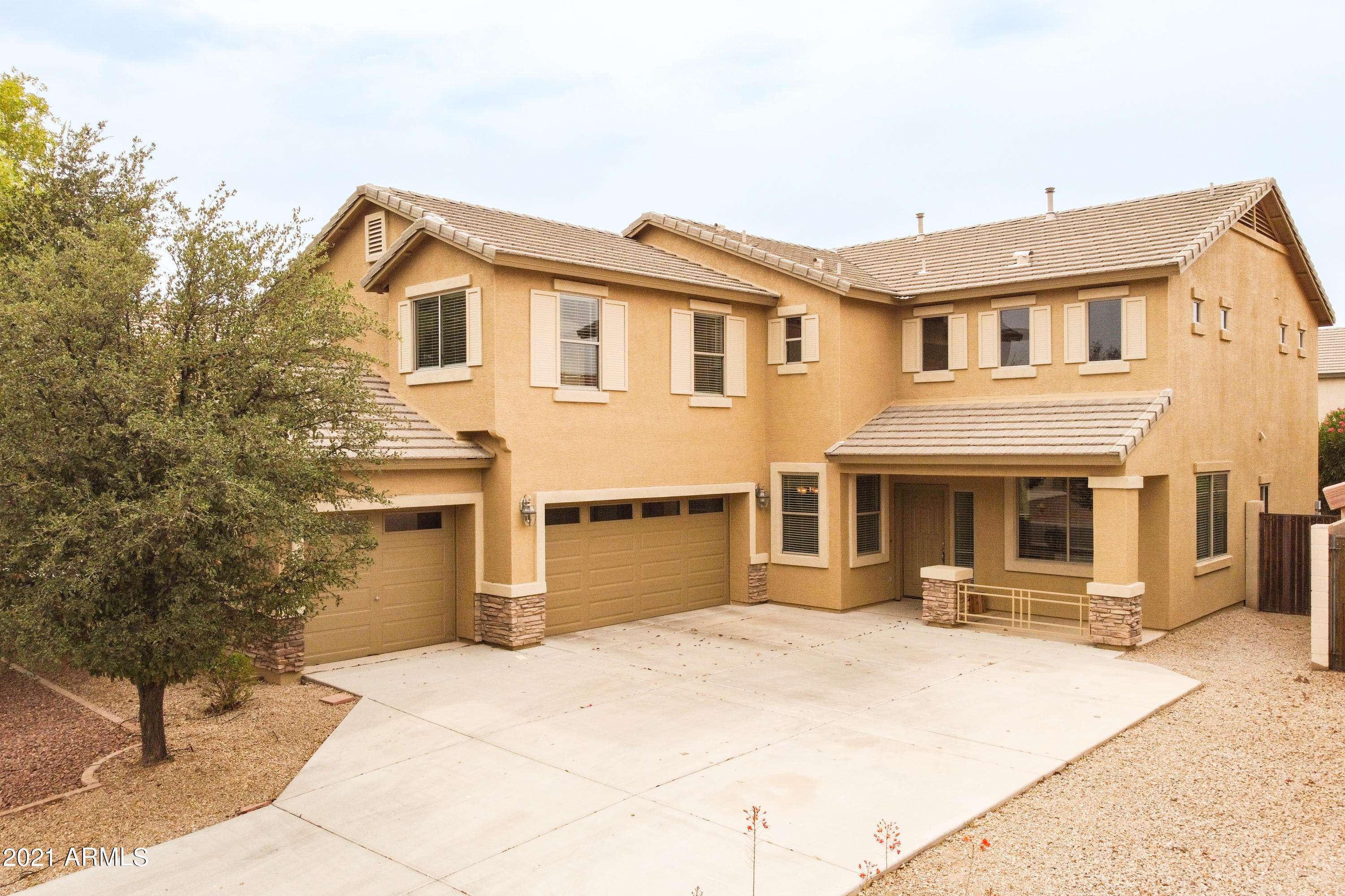 San Tan Valley, AZ 85143,1246 W BUSA Drive