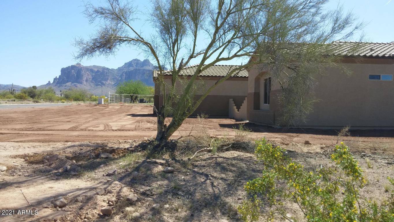 Apache Junction, AZ 85119,1728 E Concho Street #15