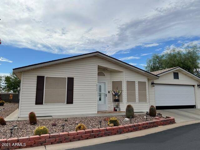 Apache Junction, AZ 85119,3301 S Goldfield -- #2111