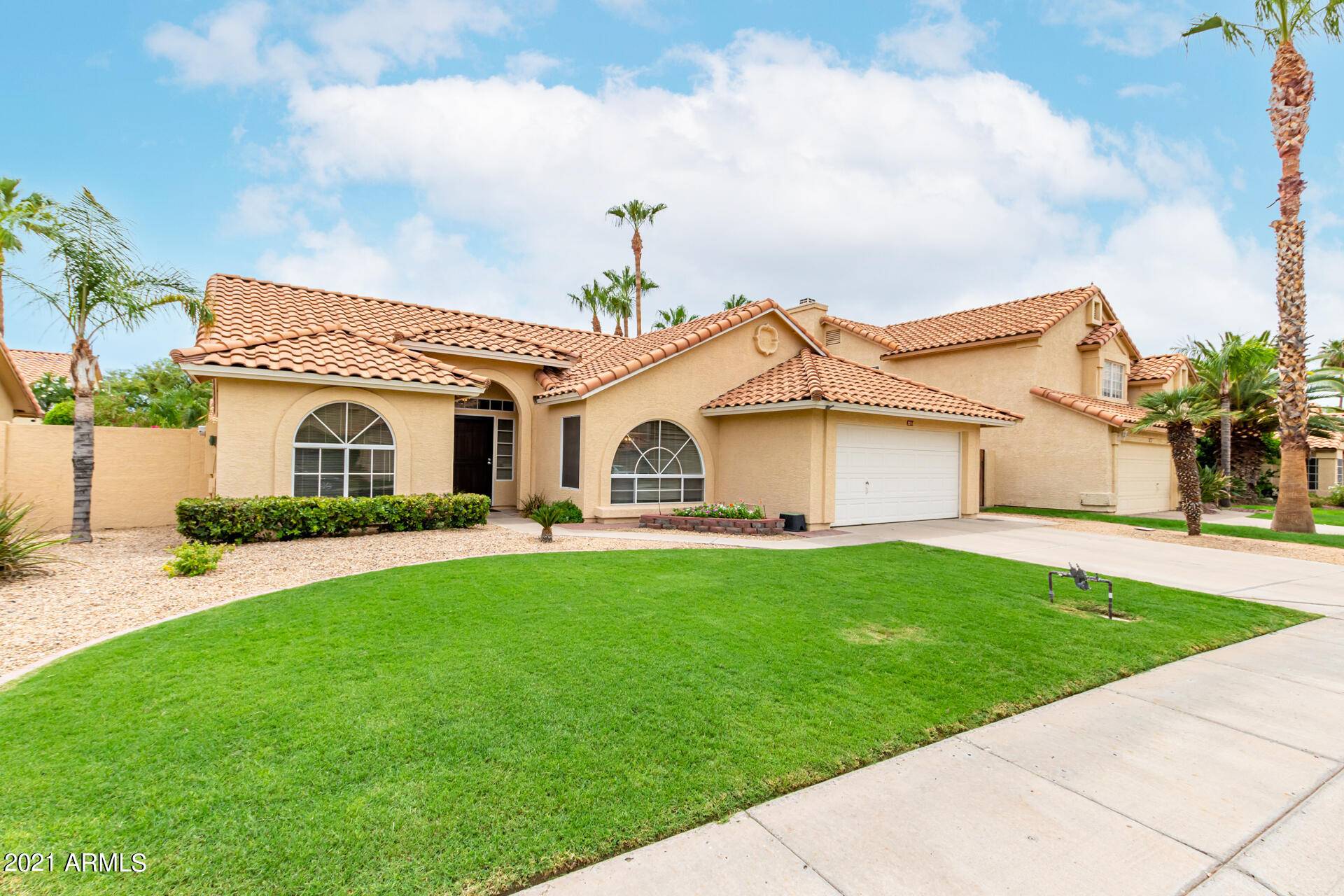 Chandler, AZ 85248,2351 W MYRTLE Drive